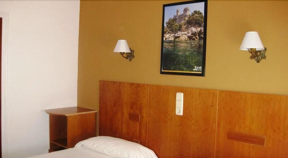 Hotel Casa Mas Lloret de Mar Extérieur photo